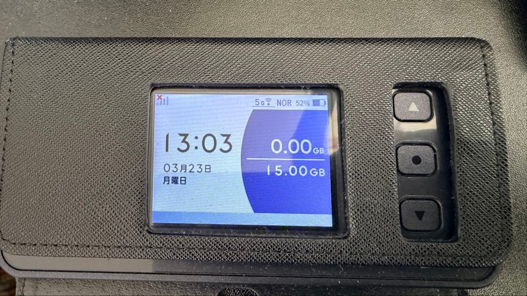 Speed Wi-Fi 5G X12 モバイルルーター　ブラック　専用ケースあり