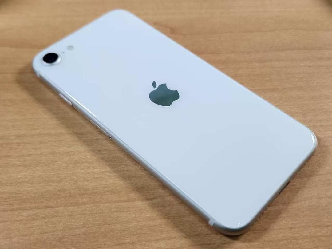 020300J iPhone SE A2782 64GB第3世代 最大容量92%