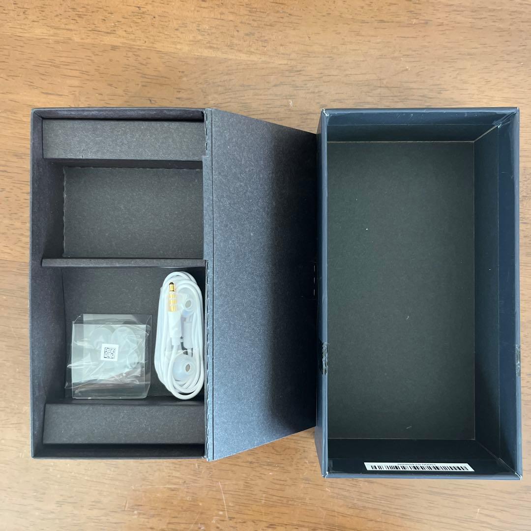 ASUS Zenfone 4 ZE554KL 5.5インチ