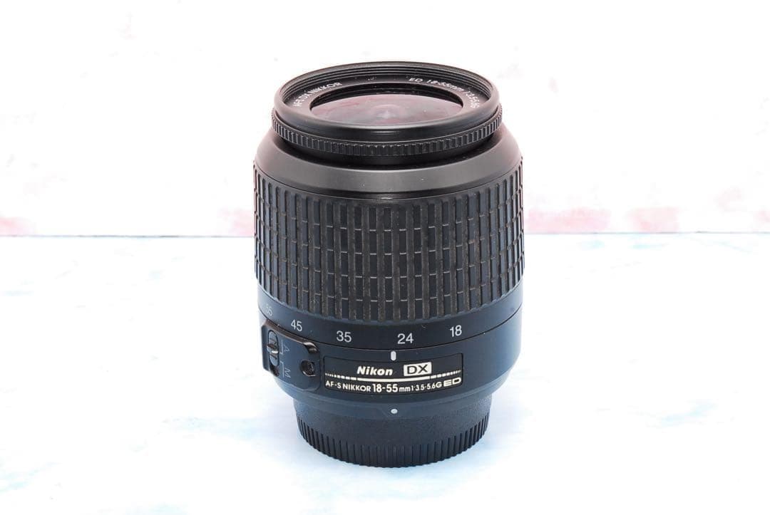 Nikon D40☆一眼レフカメラ☆入門機に最適☆カメラバッグ付☆軽量＆小型