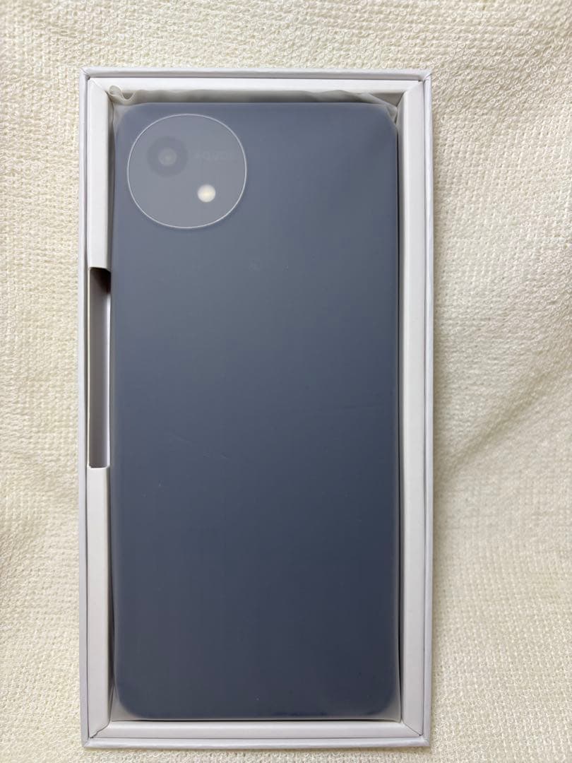 【ほぼ新品】 AQUOS wish 5 SH-52F グレー