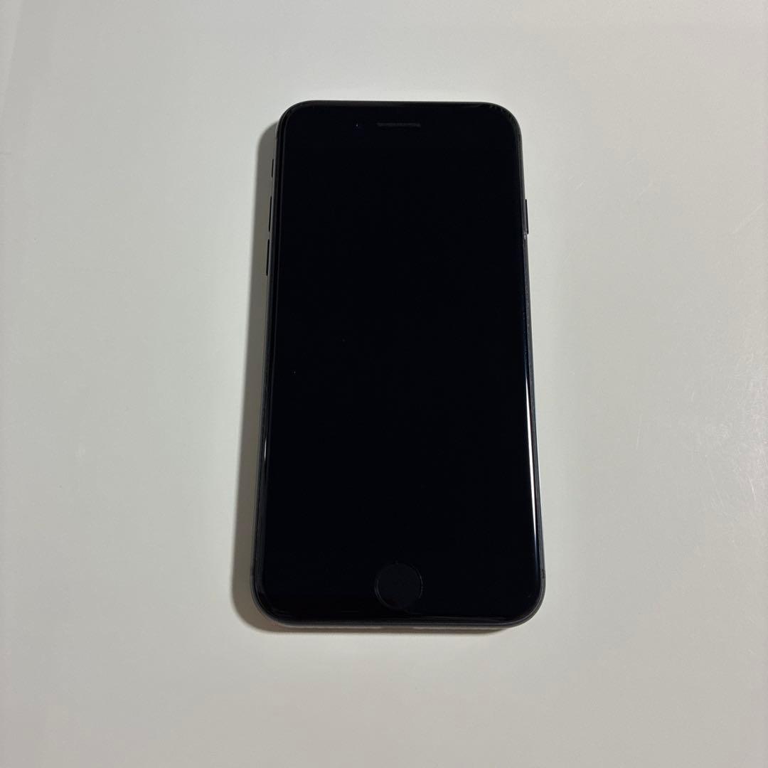 iPhone8 64GB 箱付き　ACアダプター未使用品付き