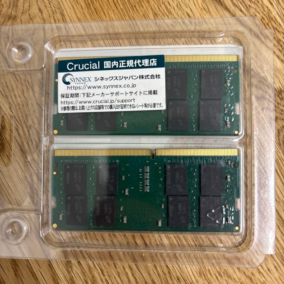ほぼ未使用 Crucial CT2K16G4SFD832A 16GB×2枚