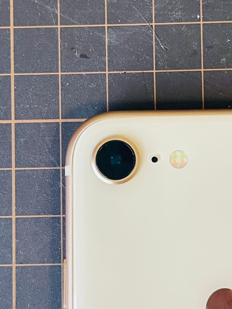 スマートフォン本体 iPhone 8 Gold 64GB