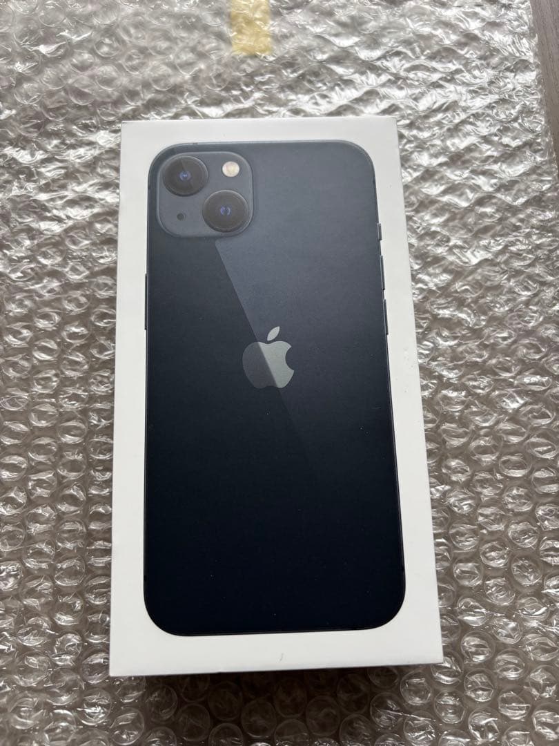 超美品 iPhone13 「バッテリー84%」128GB SIMフリー ブラック