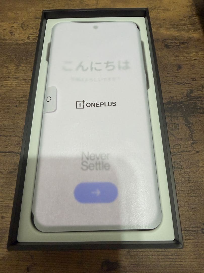 【美品】OnePlus Nord 5 (8GB/256GB) SIMフリー