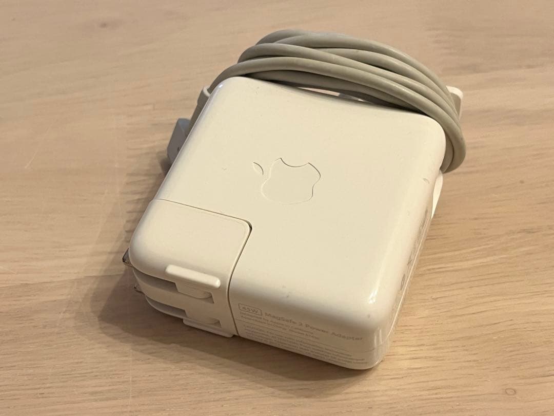 【美品・おまけ付き】MacBook Air 11-inch, Mid 2012