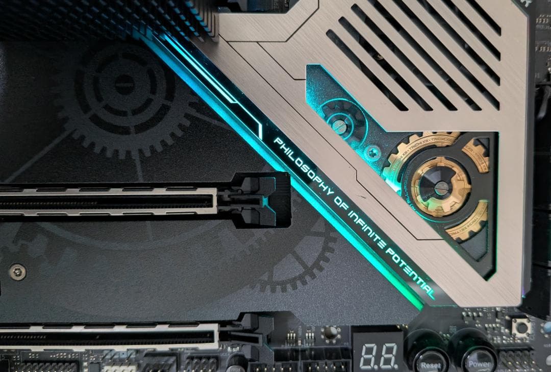 ASRock X570 TAICHI マザーボード