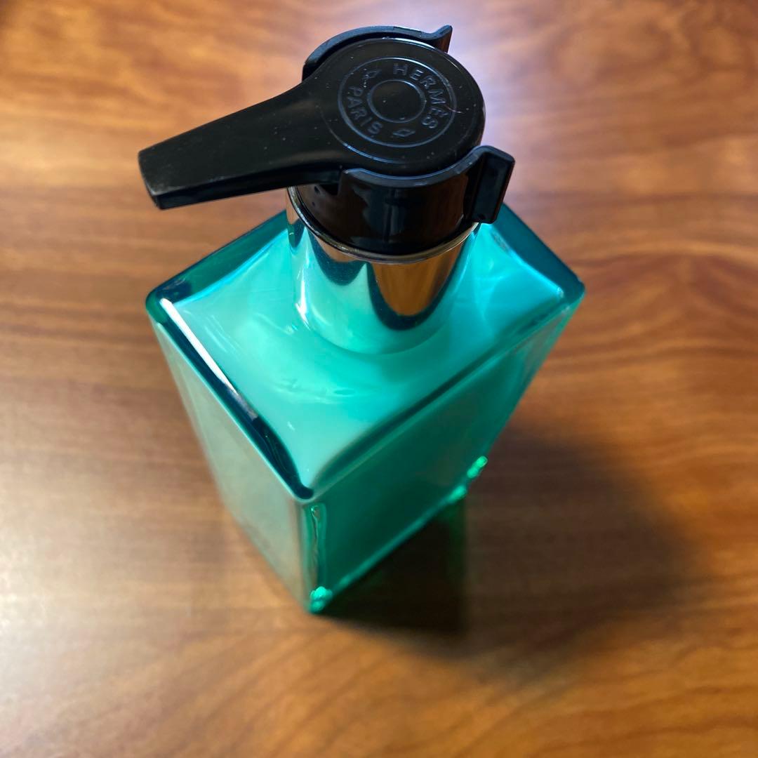 エルメス　ナイルの庭　モイスチャーライジング　ボディローション200ml