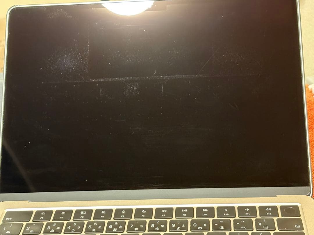 【値下げ】Apple MacBook M2 8G 256ギガ　スターライト