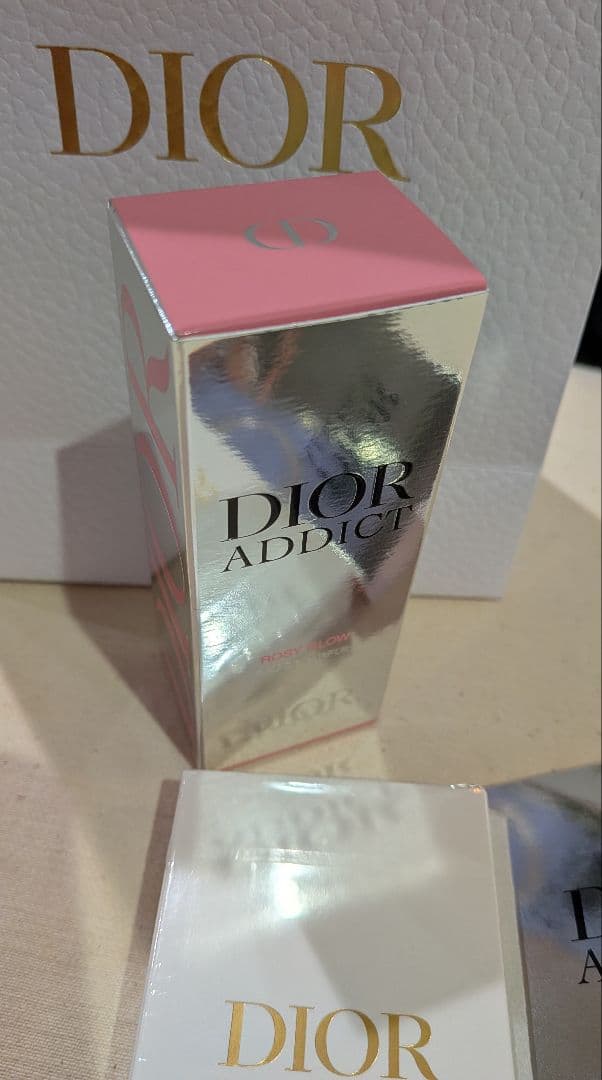 Dior ディオールアディクトロージーグロウ☆おまけ付き◎新品同様！