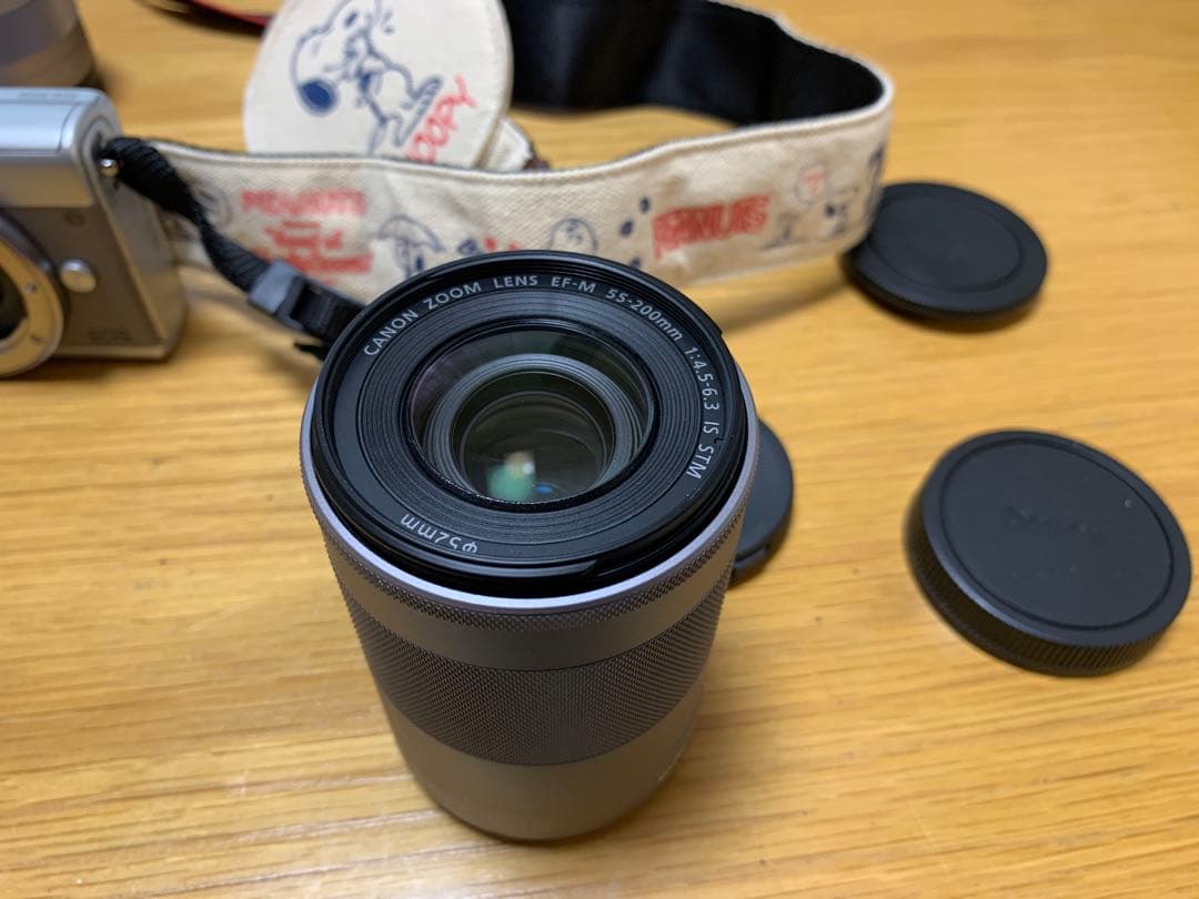 Canon EOS M100 ダブルズームキット　グレー　カメラ