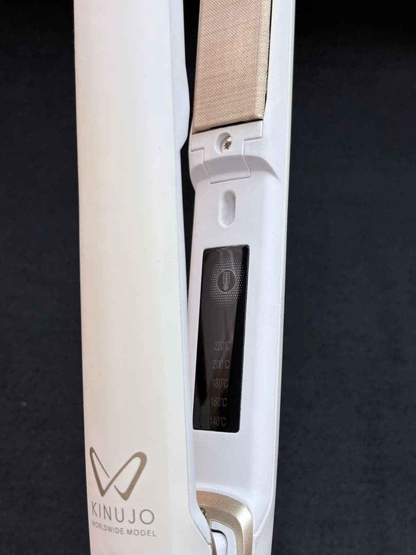 【動作品】KINUJO DS100 ストレートヘアアイロン