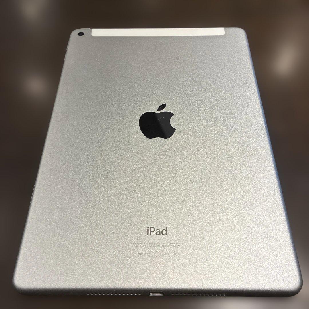 Apple iPad Air２ シルバー本体 16GB cellularモデル