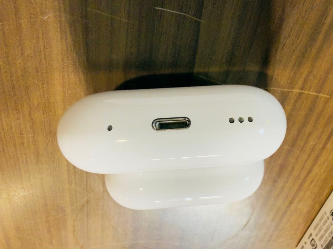 【美品★即日発送】AirPods Pro 第2世代 充電ケースのみ+外箱セット