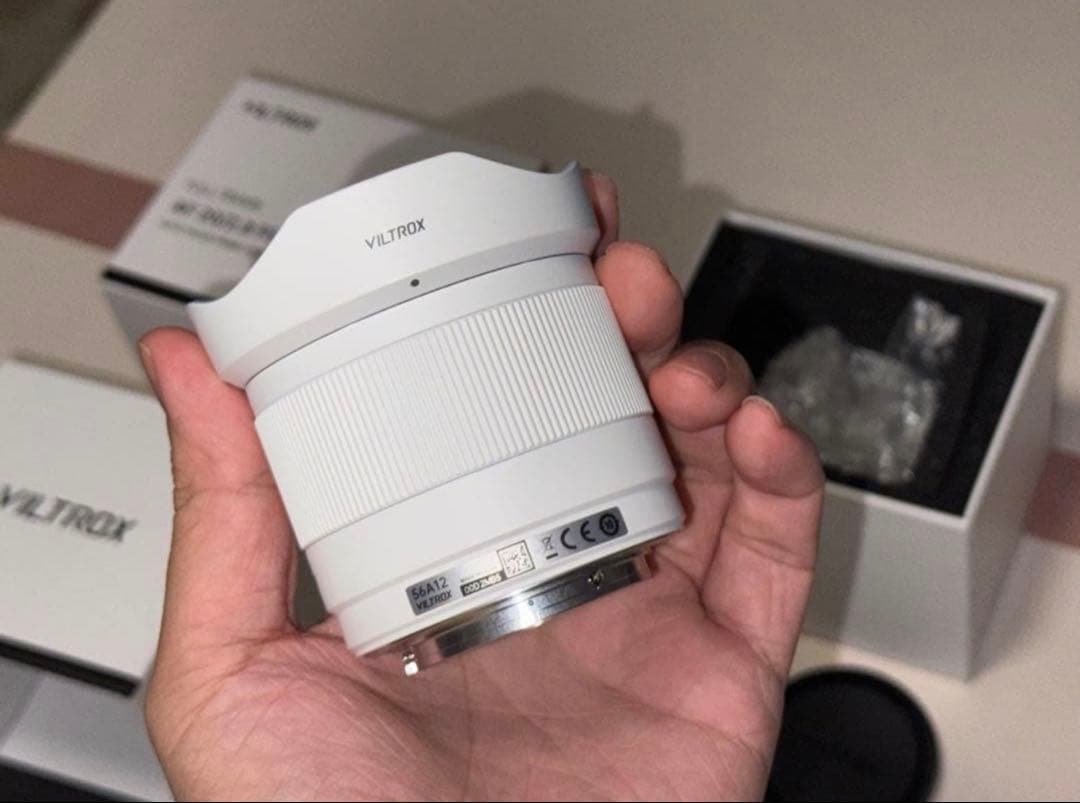 【レア】Viltrox 20mm F2.8 White FEマウント ほぼ新品