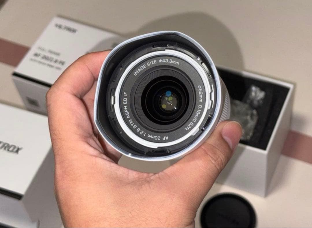 【レア】Viltrox 20mm F2.8 White FEマウント ほぼ新品