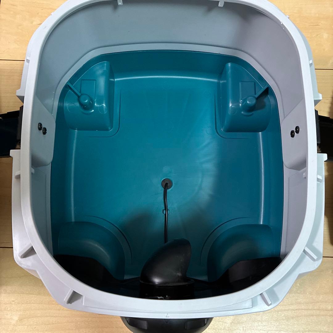 Makita マキタ　VC866D 充電式掃除機　ドライクリーナー　粉じん専用