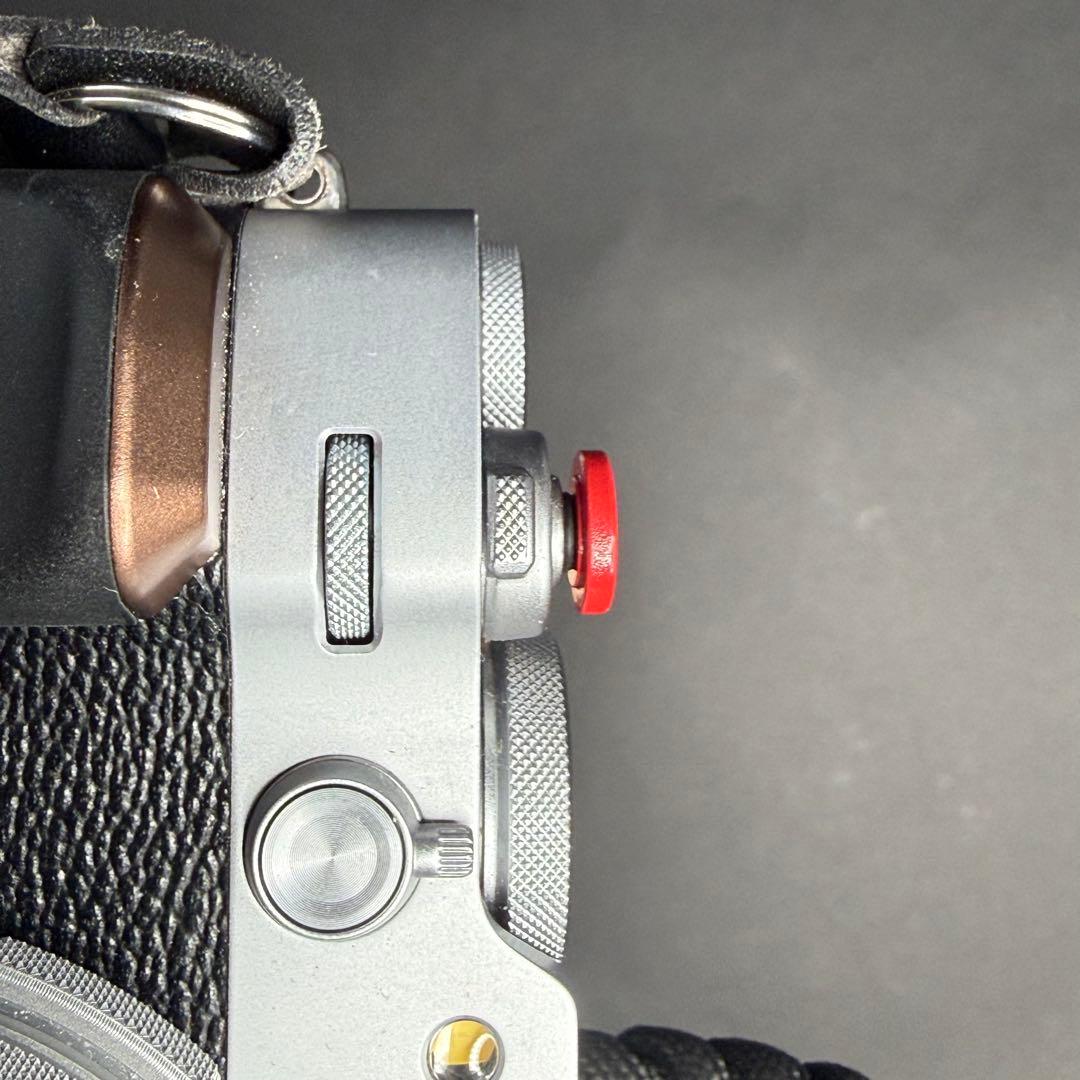 FUJIFILM X100VI シルバー｜PolarPro 3点付き