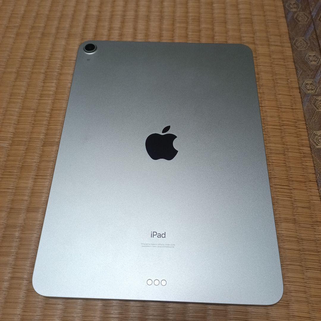 Apple iPad air第四世代　 10.9インチ シルバー 64GB 本体