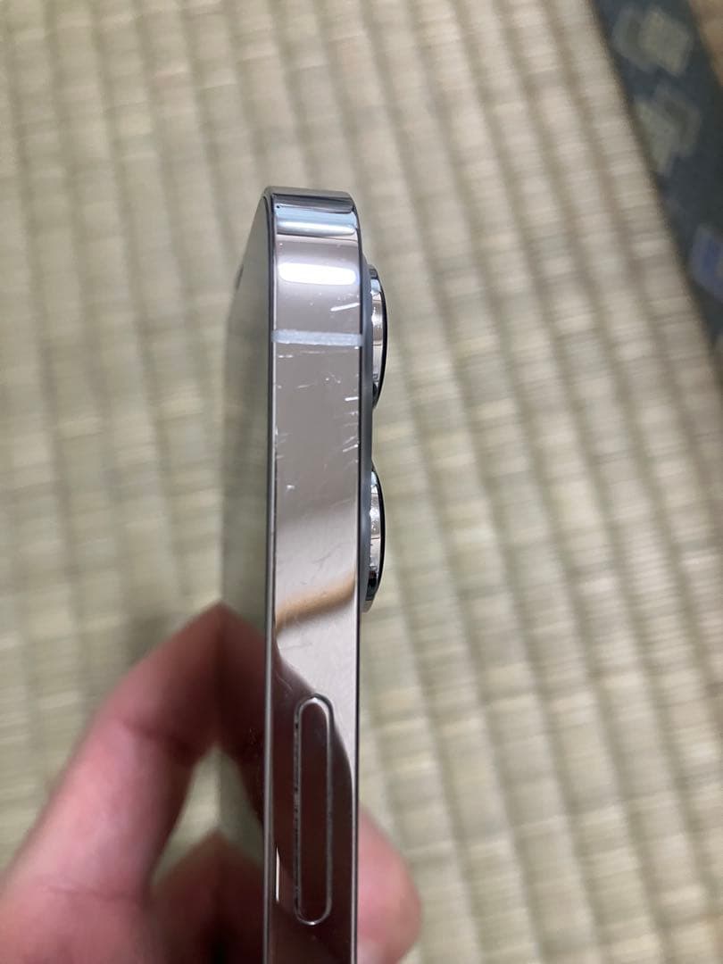 iphone 13pro 1TB ホワイトほぼ傷なし　バテリ78% SIMフリー