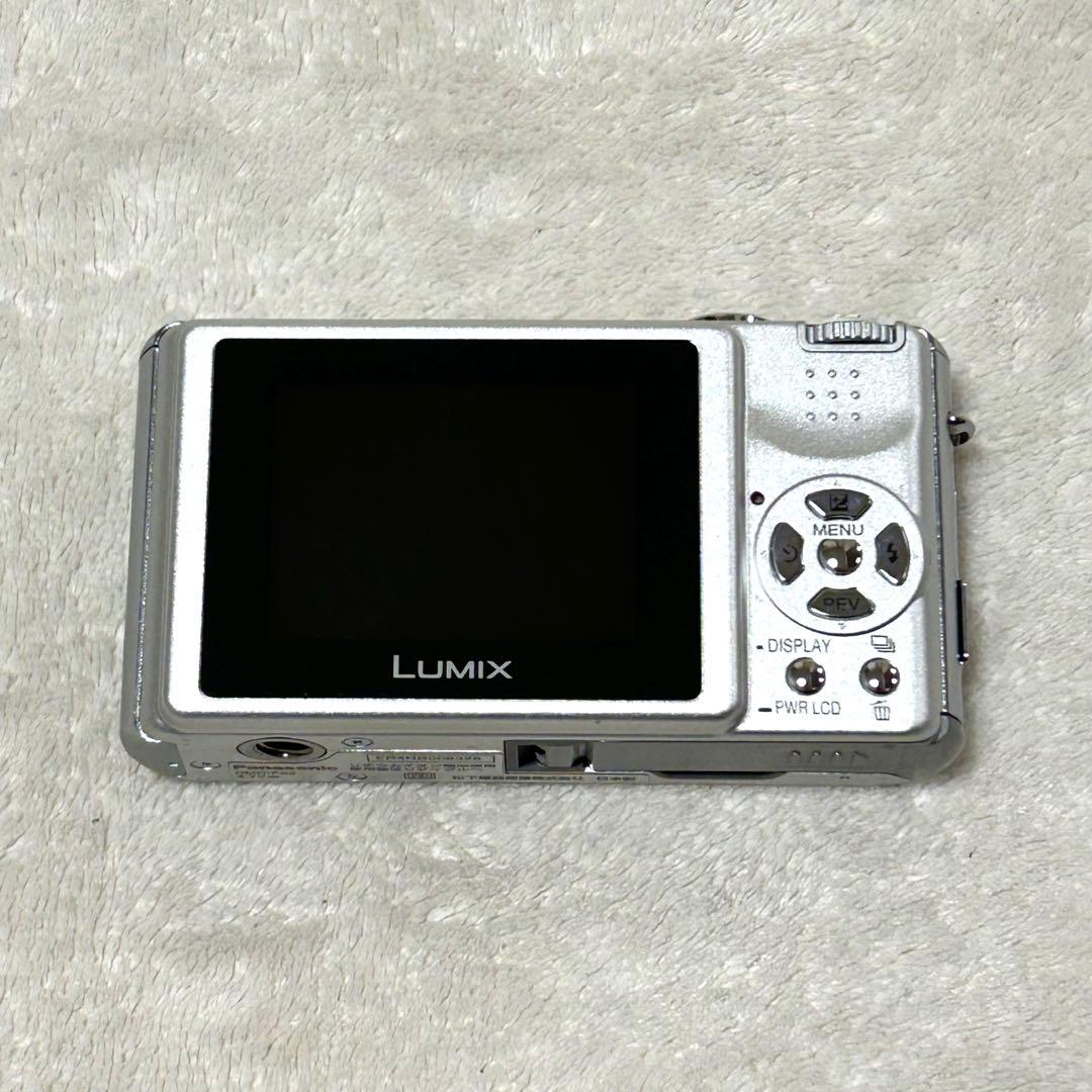 【美品 動作確認済】Panasonic LUMIX DMC-FX2 シルバー
