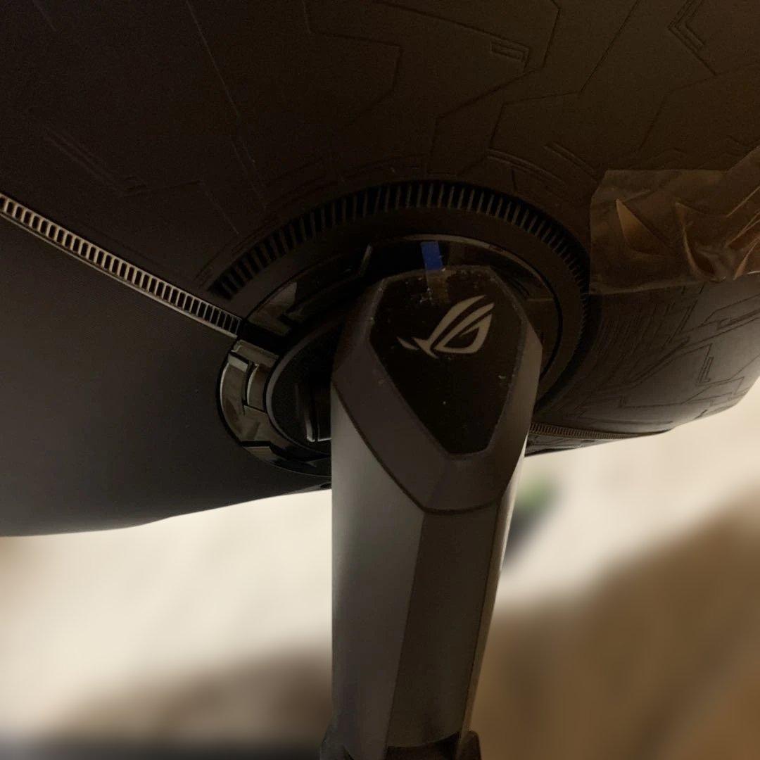 ジャンク品 ROG Strix xg27uq 4kゲーミングモニター 144Hz