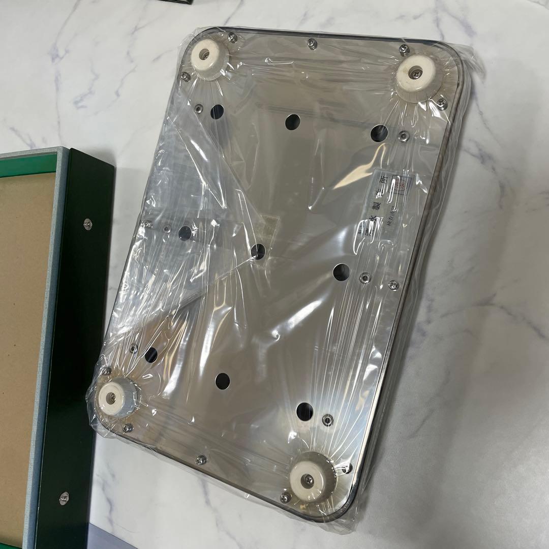 ラジウム鉱石内蔵　うるおい　温浴器2つセット