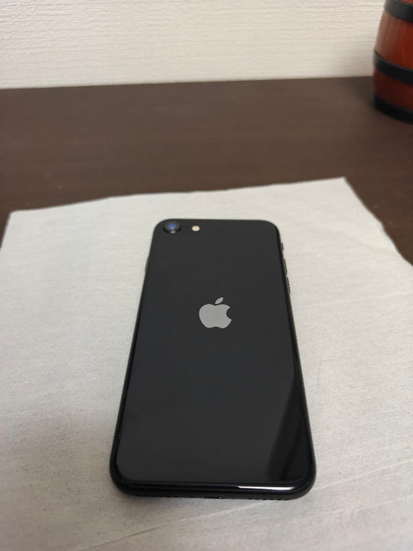 【美品】iPhone se3、64GB、バッテリー88%