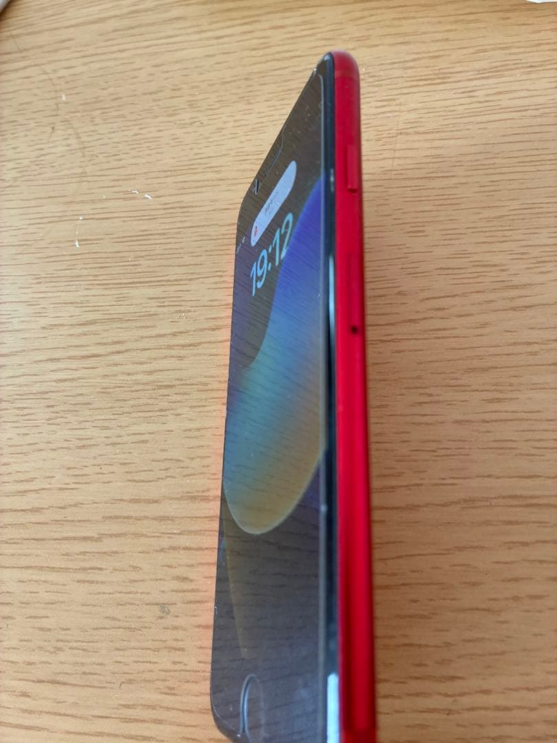 Apple iPhone SE (赤)第二世代64GB