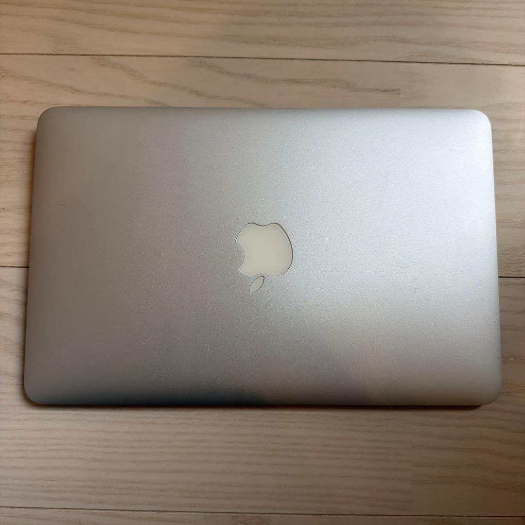MacBook本体 macbook air 11inch