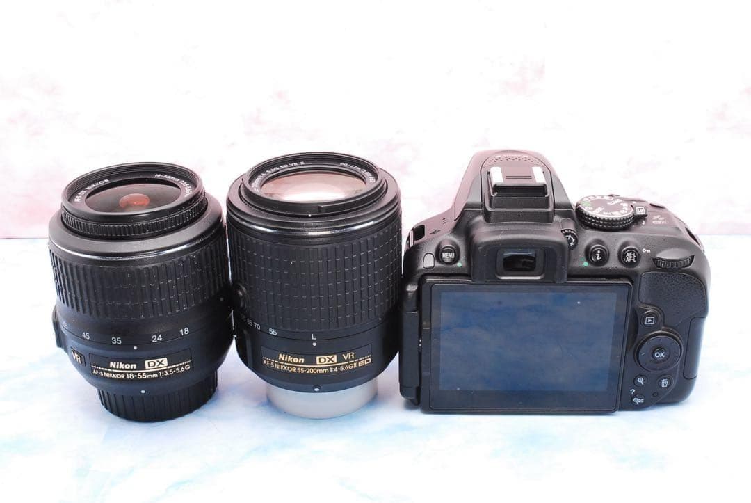 ☆Nikon D5300☆手ぶれ補正Wレンズ☆Wi-Fi搭載☆一眼レフカメラ