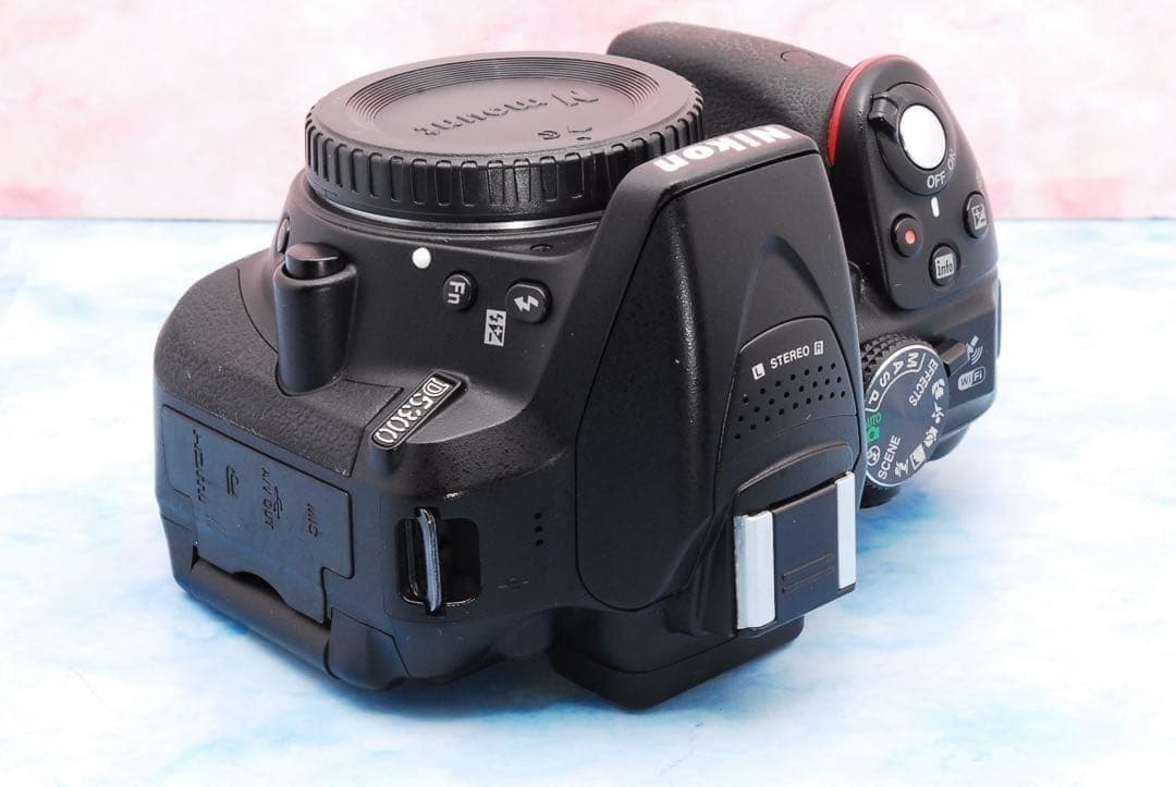 ☆Nikon D5300☆手ぶれ補正Wレンズ☆Wi-Fi搭載☆一眼レフカメラ