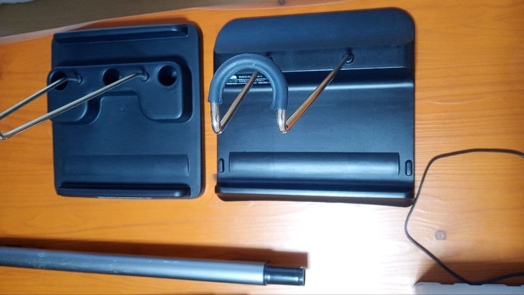 【シャープ ラクティブエアー スティック掃除機 2本セット｜バッテリー4個付き】