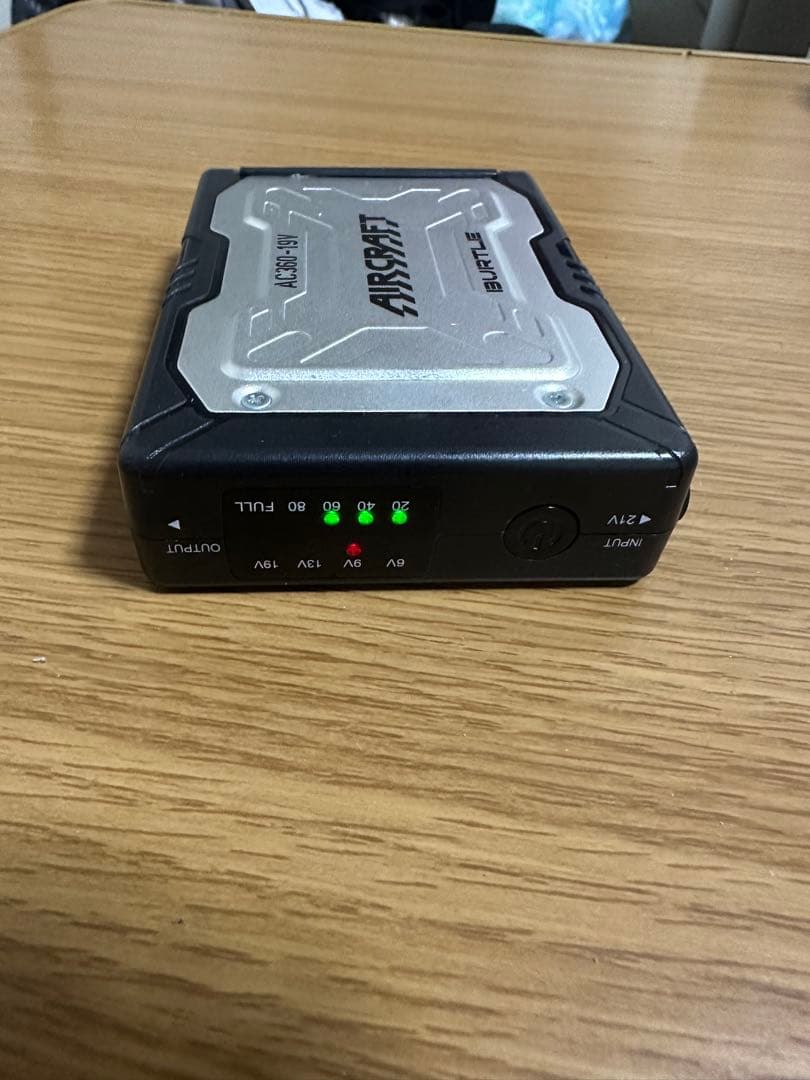 美品AC360-19V Burtle バッテリーと充電器