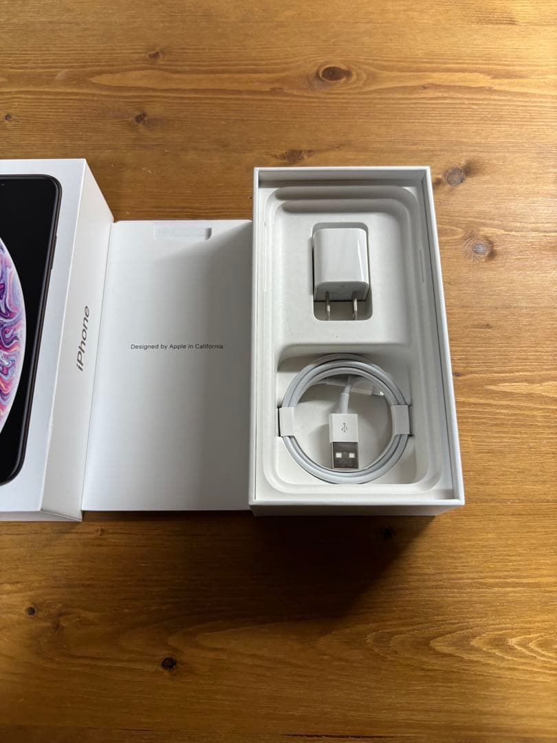 iPhone XS ゴールド　256gb SIMフリー　バッテリー98%