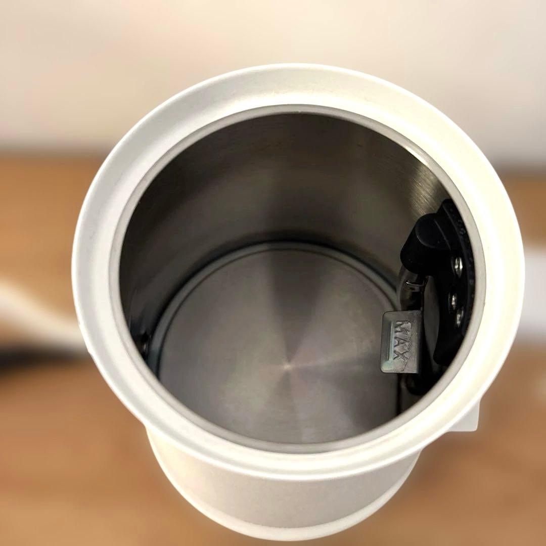 BALMUDA バルミューダ電気ケトル　ホワイト