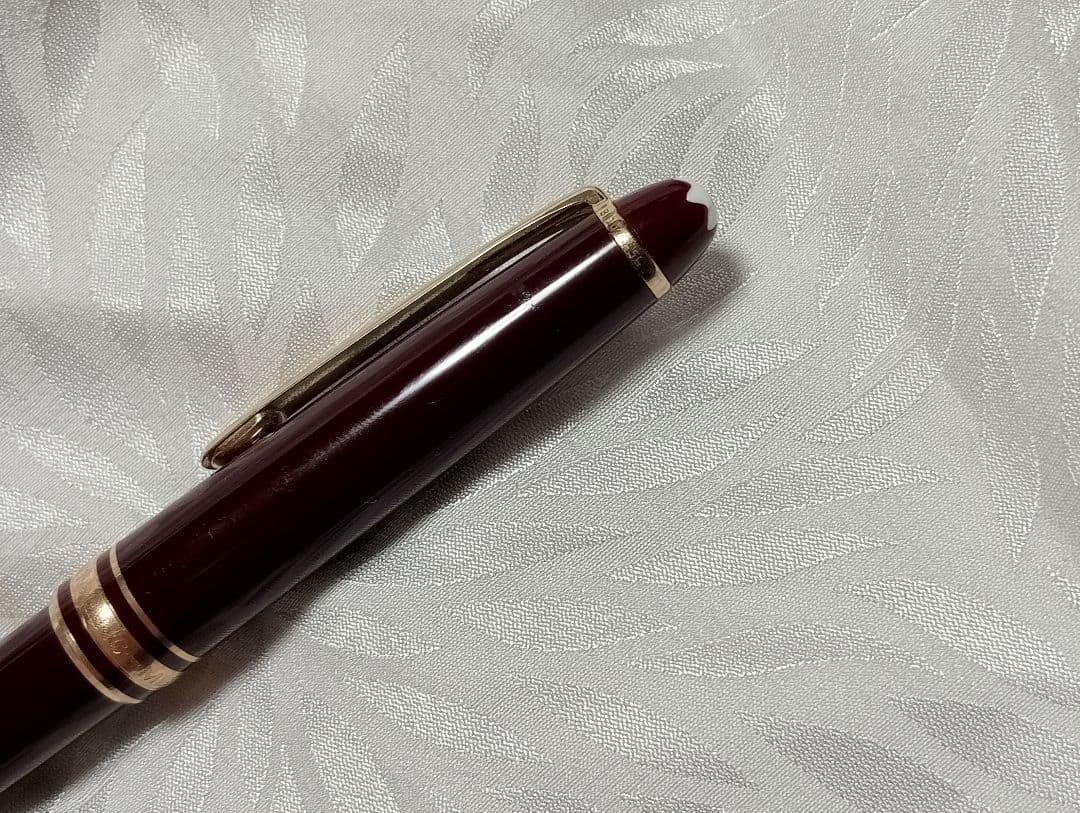 モンブラン マイスターシュテュック ボールペン　ボルドーMONTBLANC 廃盤
