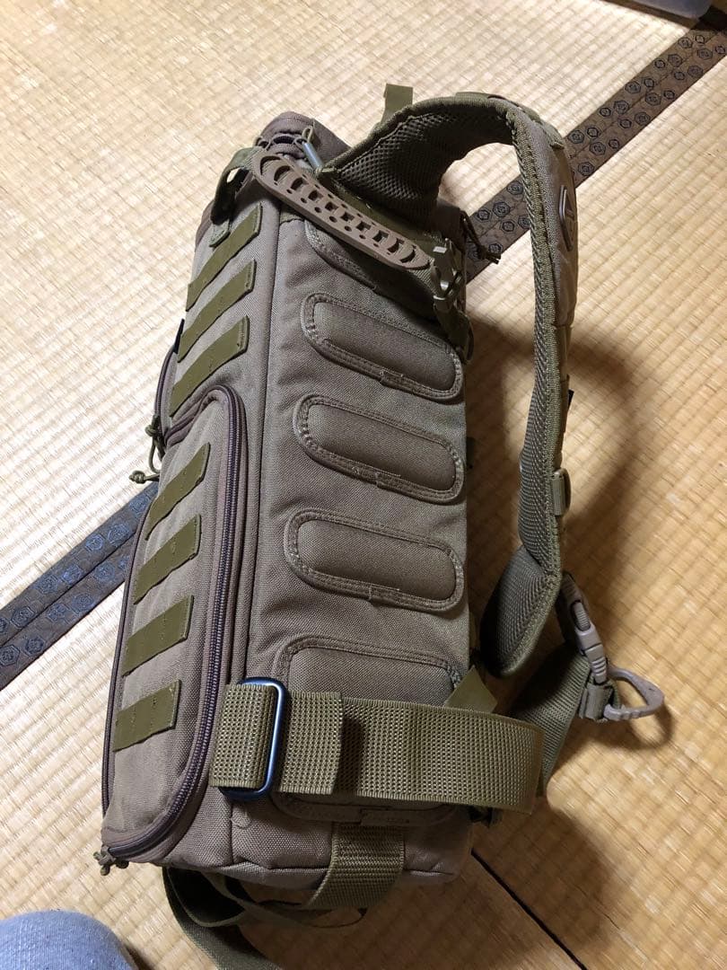 新品未使用HAZARD4 フォトリーコン カメラバック コヨーテ
