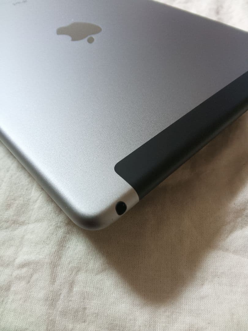 美品 iPad air 第2世代 バッテリー89%