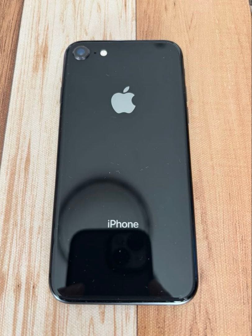 Apple iPhone 8 スペースグイ 本体 64GB SIMフリー