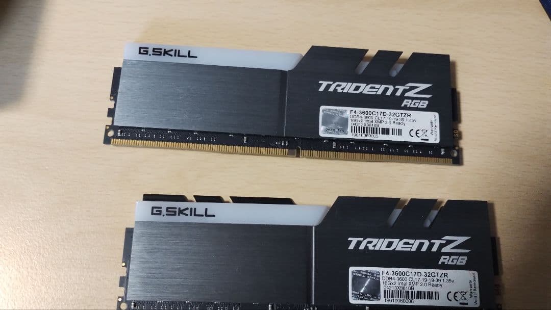 メモリー G.SKILL TridentZ RGB DDR4 3600MHz 16GBx2