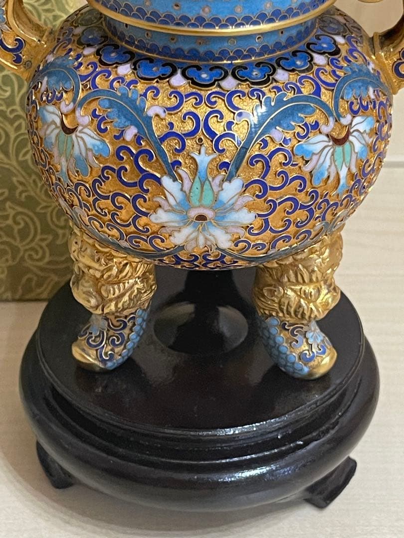 時代物 中国伝来 景泰藍 金彩纏枝花卉紋三足薫爐 骨董品 古美術