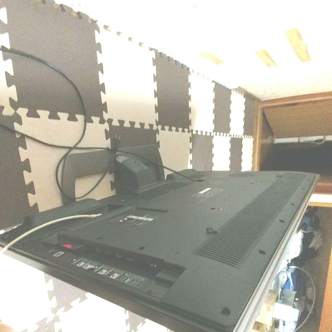 液晶テレビ QUATTRO  フルハイビジョン