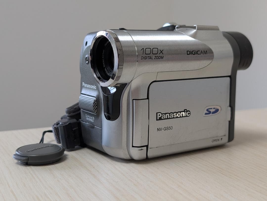 Panasonic NV-GS50 miniDVビデオカメラ ダビングに