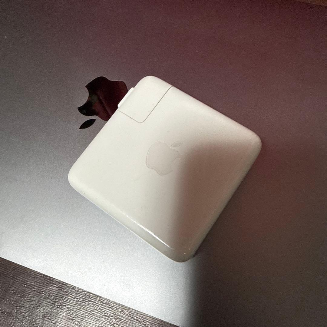 Apple macbook pro 2019 13インチ 16gb 256g