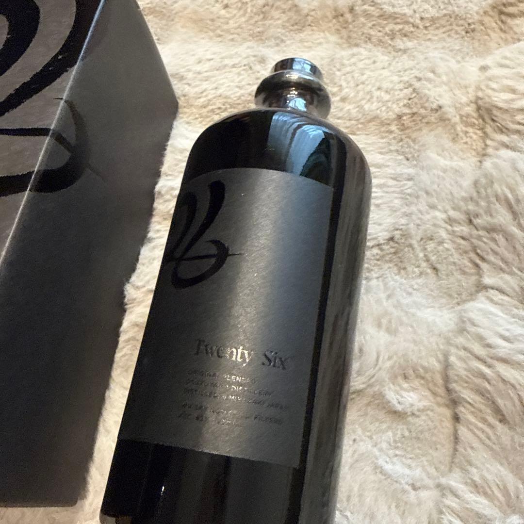 26 TWENTY-SIX 700ML 박서준 Park Seo Joon
