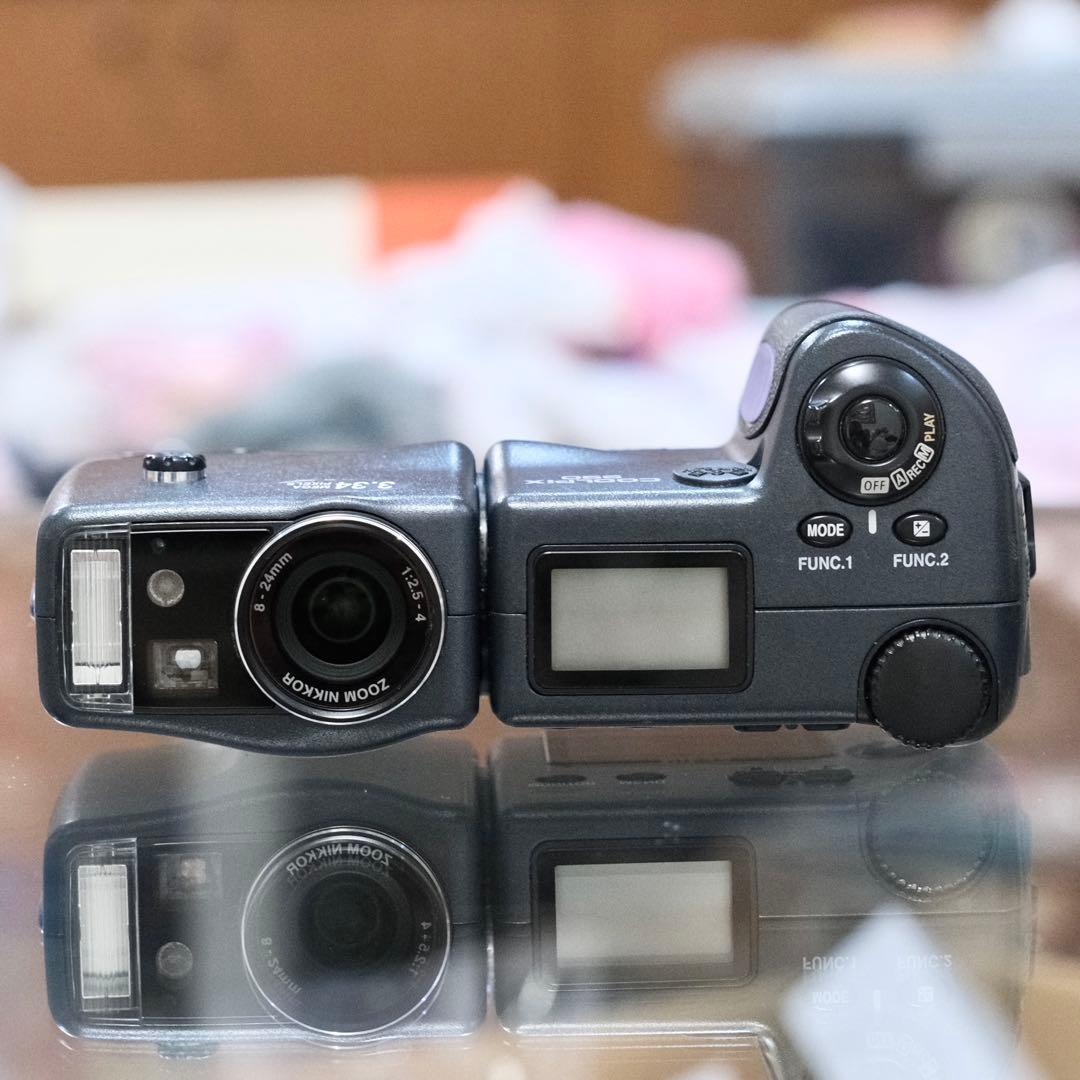 動作品 平成レトロ Y2K CCD 自撮り Nikon COOLPIX E990