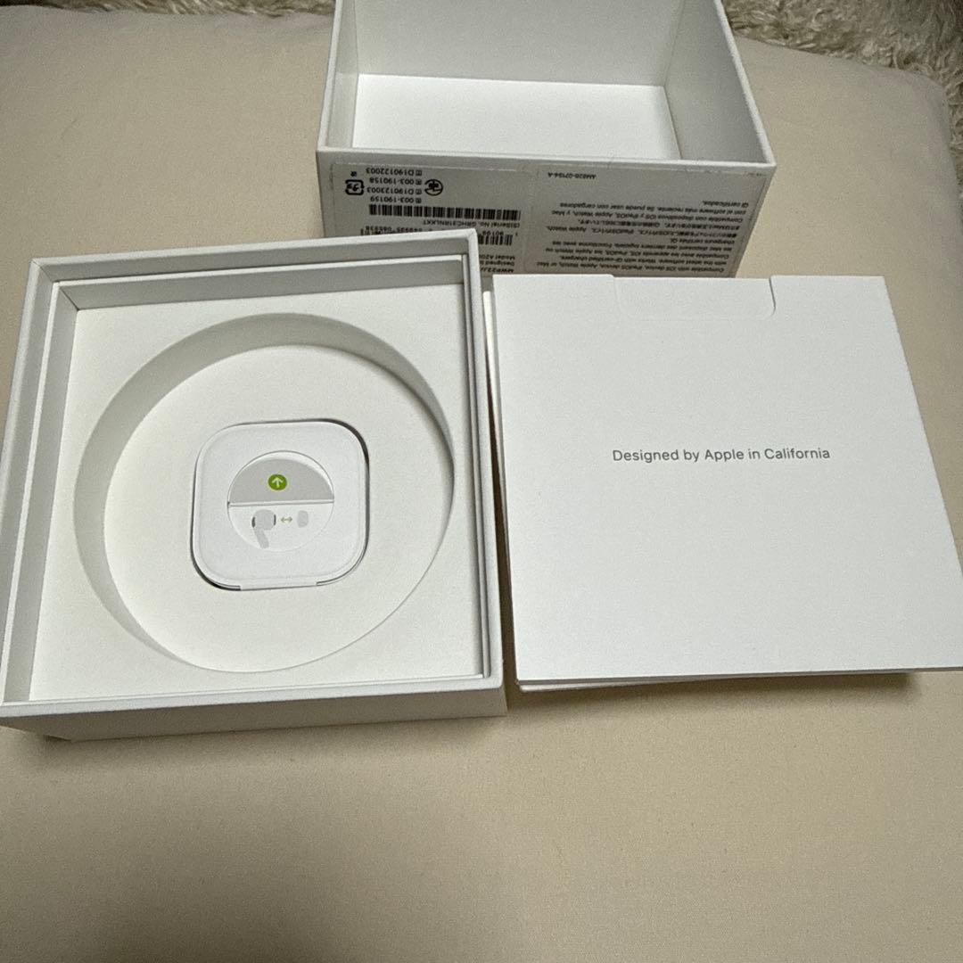 Apple AirPods本体 充電ケース付き ホワイト
