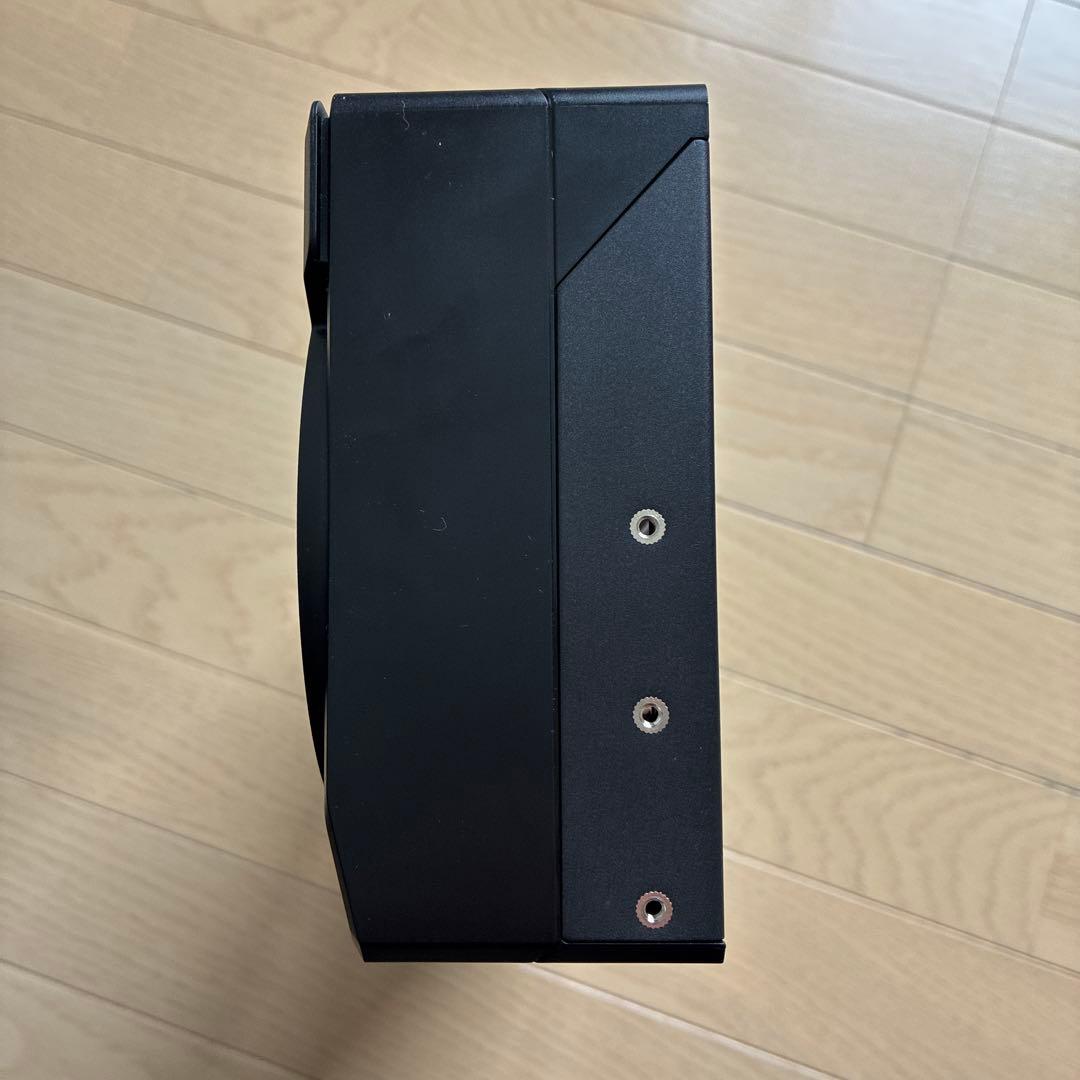 gigabyte グラボ 5090 ヒートシンク　3連ファン　バックプレート　箱